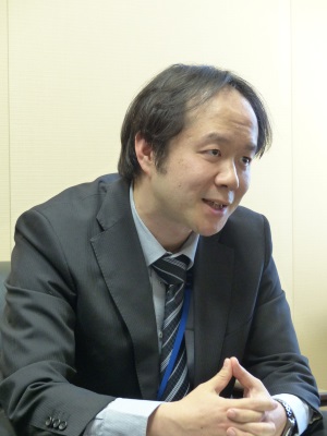草場歩