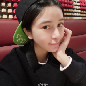 貢一（Weiboフォロワー：287万9436人）